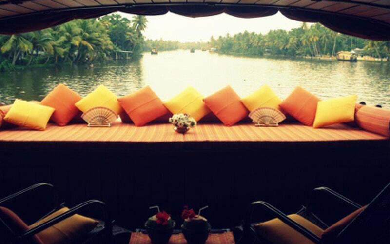 Queen Elizabeth Houseboat, Alleppey 5